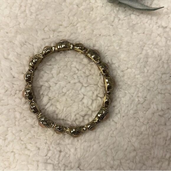 Vintage Gold Tone Peach Nude Rhinestones Stretch Bracelet - Picture 6 of 8